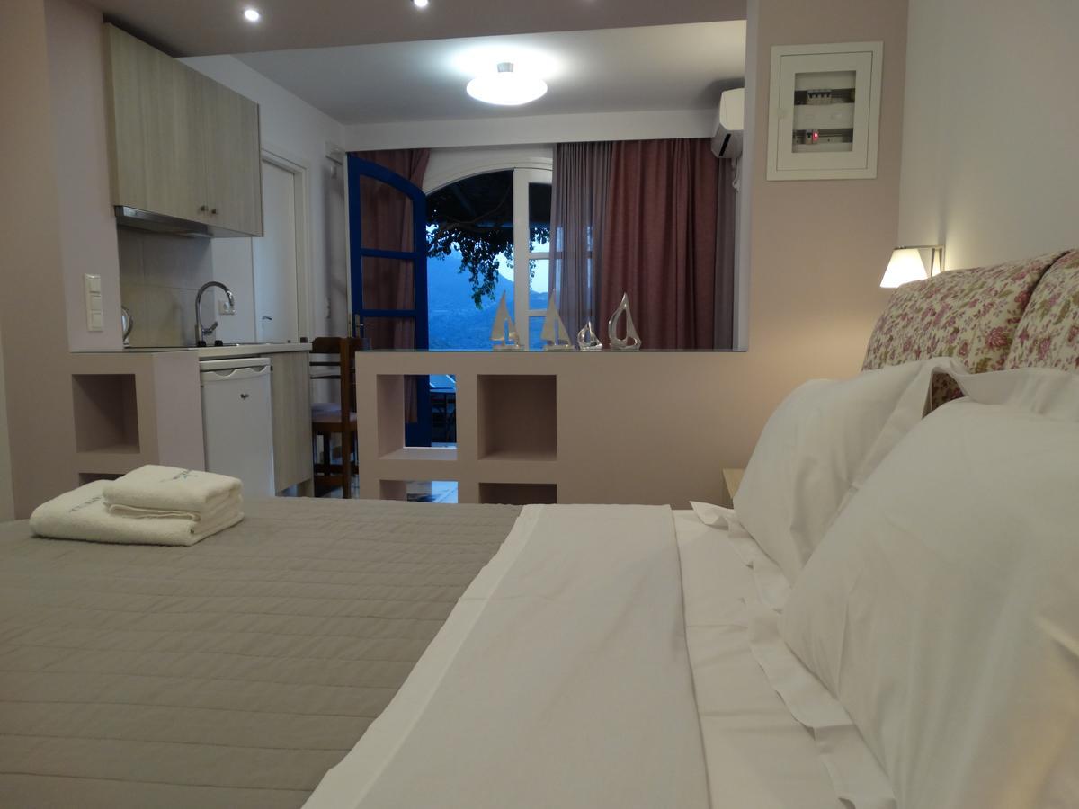 Aparthotel Castelopetra Katápola Zewnętrze zdjęcie
